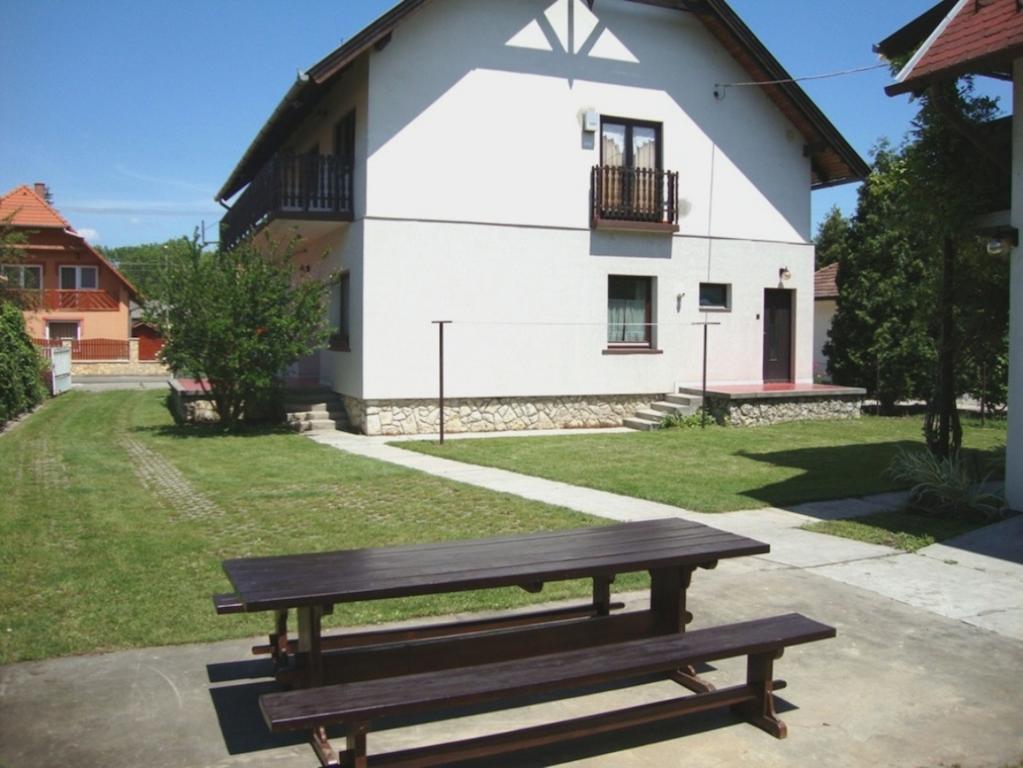 BalatonboglárGyongyvirag Vendeghazアパートメント 部屋 写真